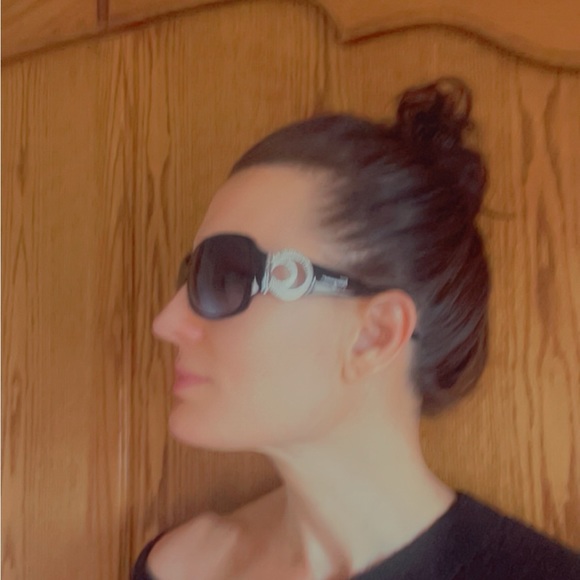 Salvatore Ferragamo sunglasses with rhinestone temple - Picture 7 of 7